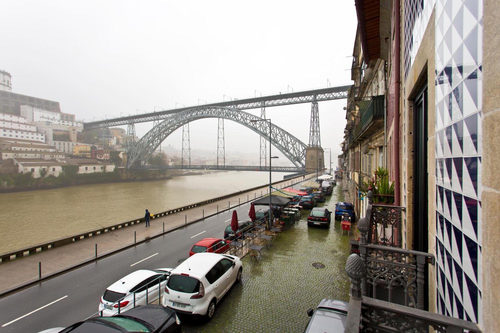 Rva - Gustave Eiffel Apartments Porto Exterior photo